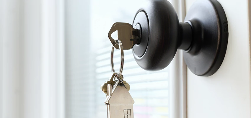 Bifold Door Knob Replacement in Pismo Beach, California